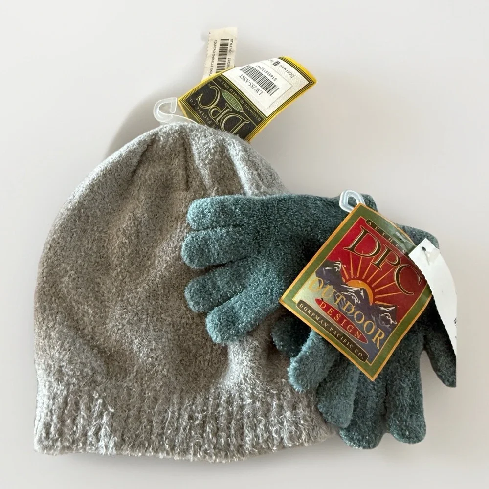 Dorfman Pacific Chenille‎ Skully Cap With Gloves Gray And Green Combo